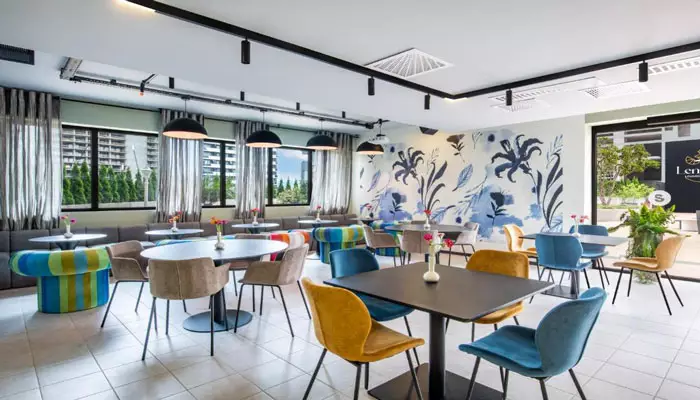 هتل استپس اند سوئیت باتومی